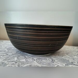 RARE Pyrex Vintage 4qt large Terra Pyrex Mixing Bowl Black with gold pin…